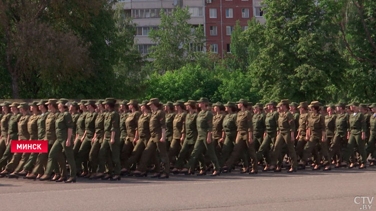 «За месяц мы добьёмся совершенства». Тренировка пеших расчётов к параду ко Дню Независимости прошла в Минске-10