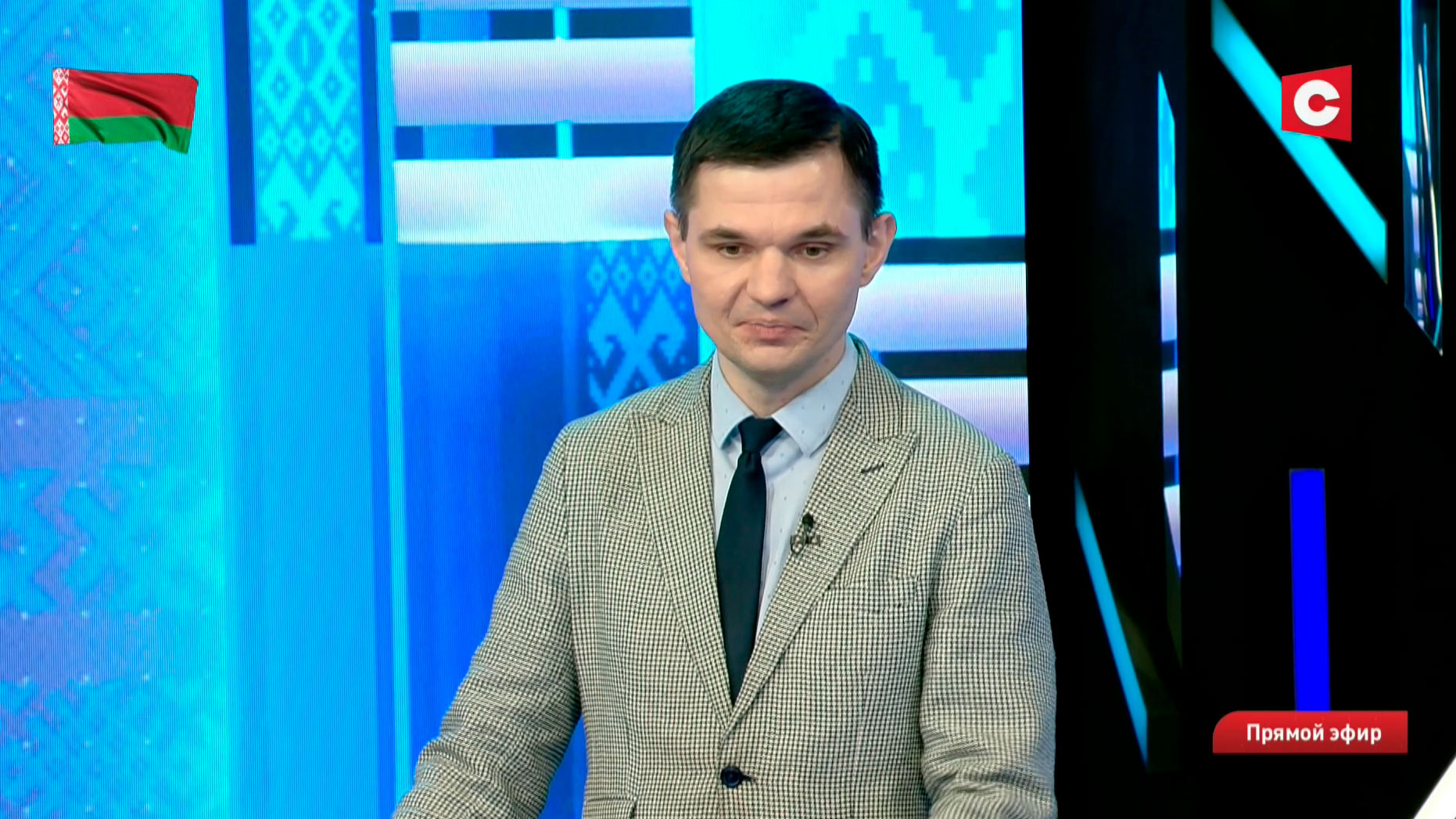 «Доверие идёт». Три истории общения с кибермошенниками: психологические эксперименты и профинтерес-19