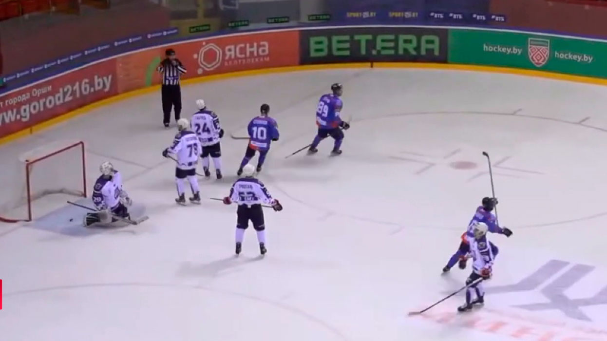 «Локомотив» в серии буллитов обыграл действующего чемпиона жлобинский «Металлург»