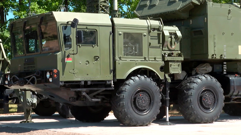 Видит всё: и Балтику, и Варшаву, и Киев. Знакомим вас с «Триумфом» С-400. Сделали это первыми