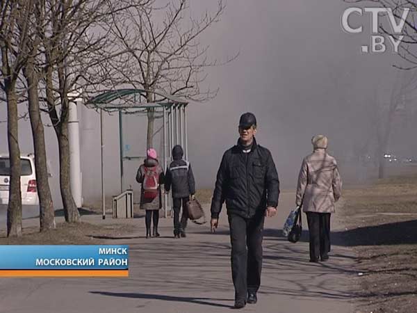 Из-за прорванной трубы с кипятком и густого пара 13 марта было парализовано движение на улице Рафиева в Минске