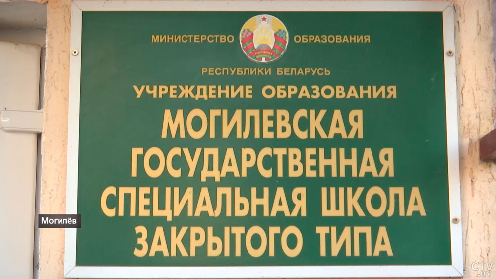 «Набрали штук 100 или 50 «киндер-сюпризов». 11-летний мальчик рассказывает, почему начал воровать в магазине-13