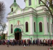 Ходят друг к другу в гости, обливаются водой. Как православные верующие проводят Пасхальную неделю?