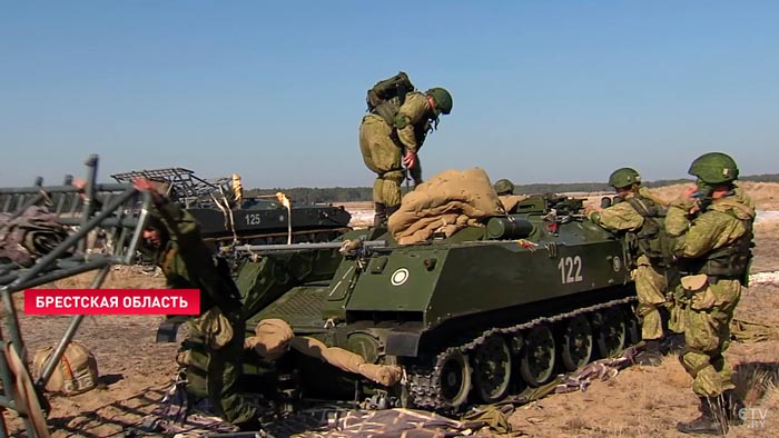 Служба на блокпостах и борьба с бандформированиями. Рассказываем, как проходят учения с силами территориальной обороны-16 Служба на блокпостах и борьба с бандформированиями. Рассказываем, как проходят учения с силами территориальной обороны-16