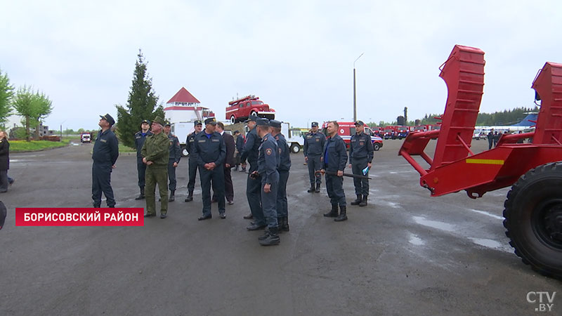 Как за 20 минут эвакуировать более 200 человек: сотрудники МЧС провели учения на Минском моторном заводе