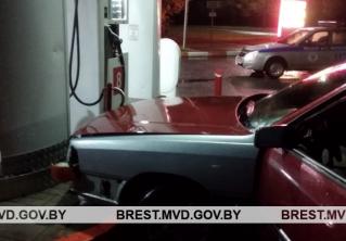 В Барановичах автослесарь угнал отданную в ремонт машину