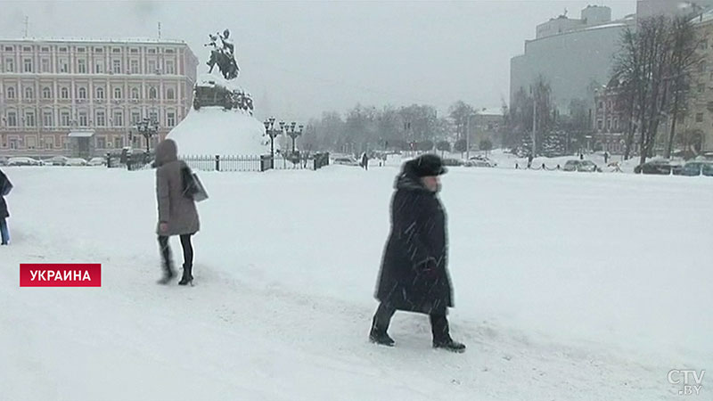 В Украине из-за гриппа и ОРВИ сотни детских садов и школ закрыли на карантин-1