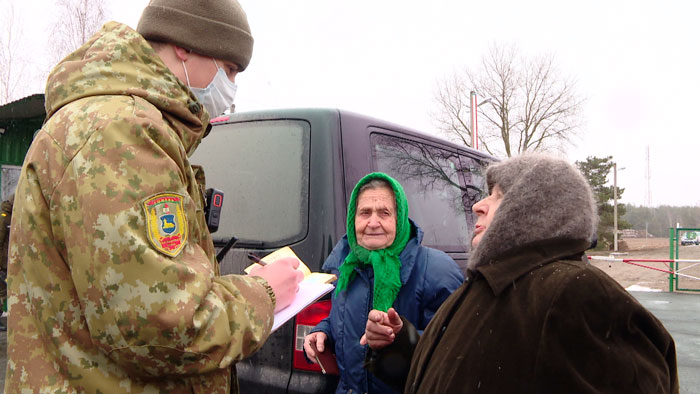 Украинцы всё чаще прибывают на белорусские пункты пропуска. Большинство идёт транзитом