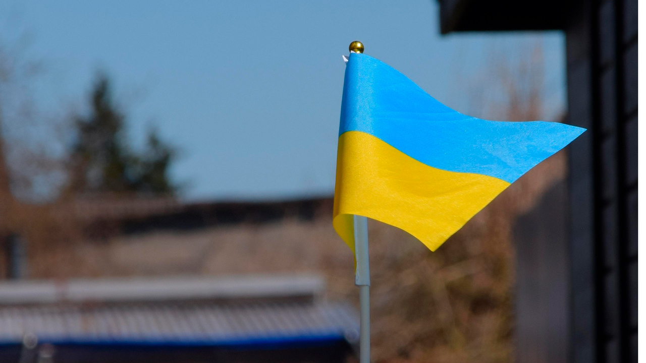 Политолог Петро: Запад идет вслед за США и постепенно отворачивается от Украины-0