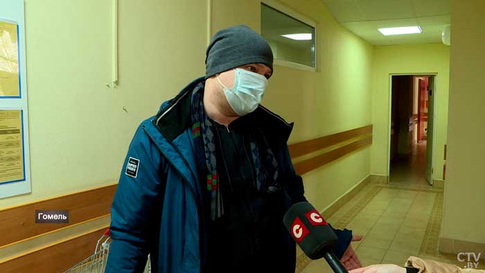«Советую, чтобы ехали сюда, не боялись». Эти украинки с детьми оказались в белорусской больнице, и вот что они говорят-13