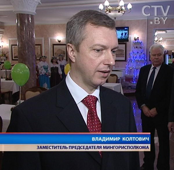 «Универмаг «Слуцк» занесен на Республиканскую доску Почета «Универмаг «Слуцк» занесен на Республиканскую доску Почета