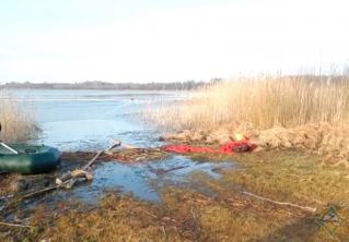 В Ушачском районе рыбак провалился под лёд и из воды позвонил матери