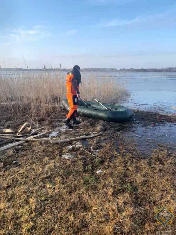 В Ушачском районе рыбак провалился под лёд и из воды позвонил матери-1