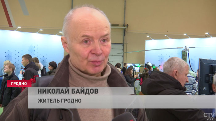 «Интересуюсь военной техникой». В Гродно завершается выставка «Беларусь интеллектуальная»-10