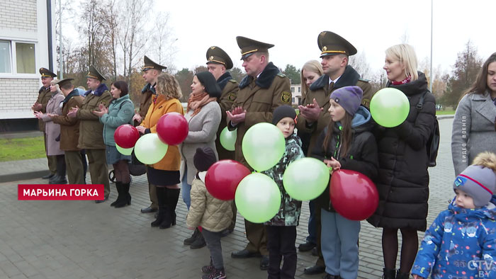 «Вот для этих счастливцев». В Марьиной горке для военных построили дом-7