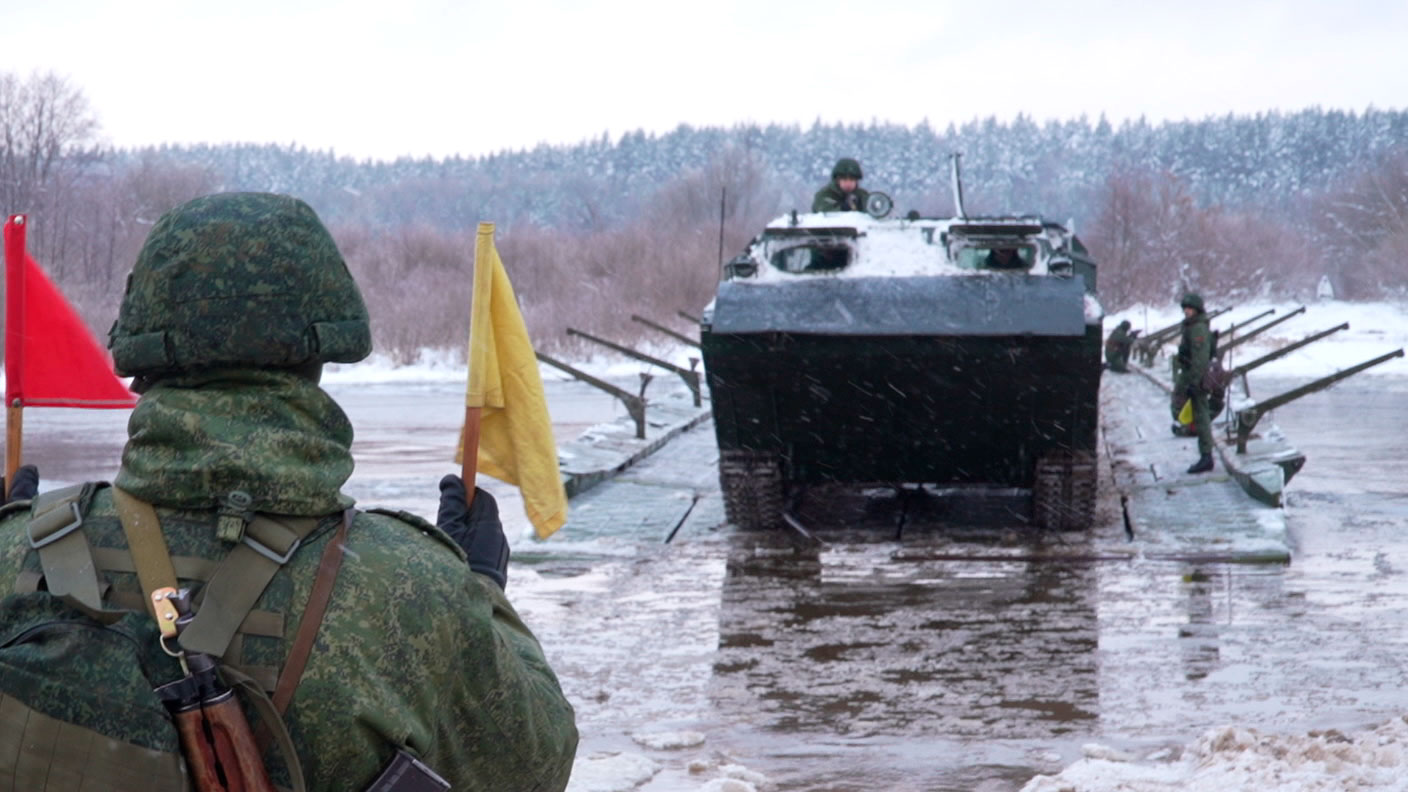 Военные навели переправы через Неман и Березину в рамках внезапной проверки боеготовности