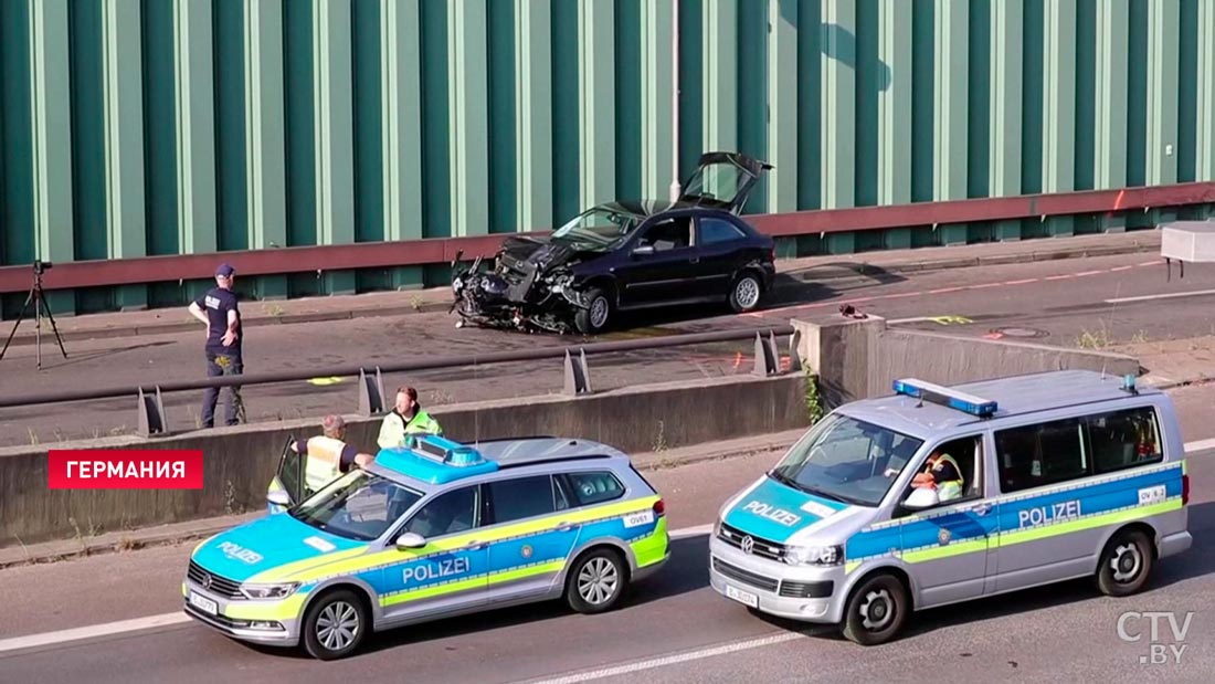 В Берлине в крупной аварии на автобане подозревают 30-летнего уроженца Ирака-1