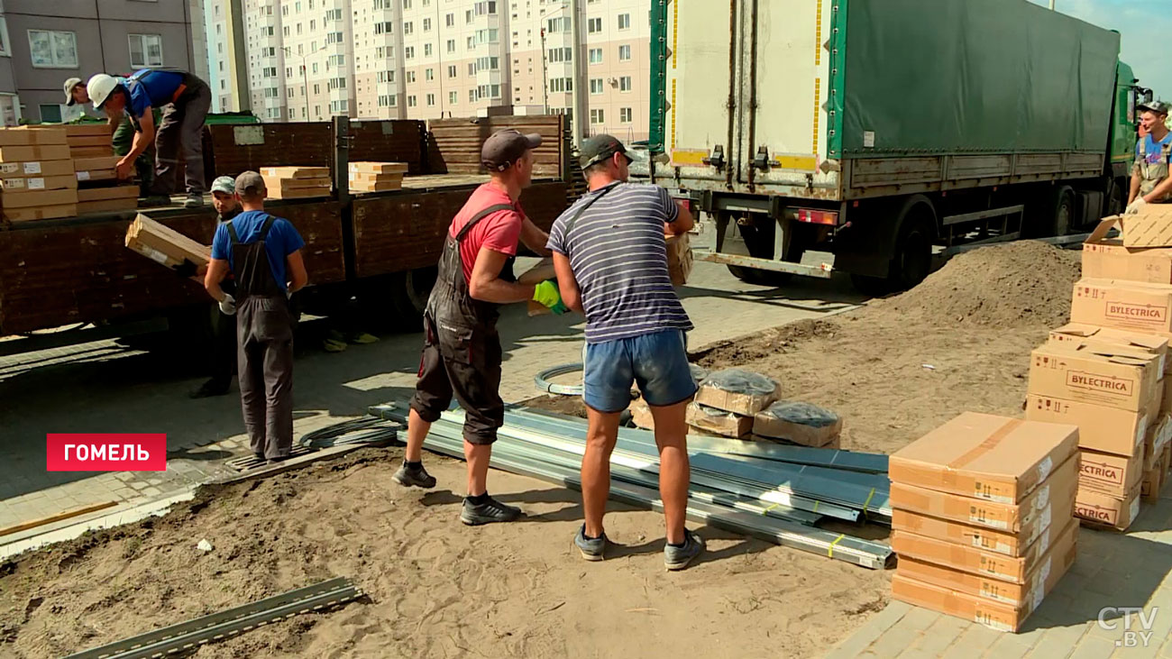 «Такие объекты за такие сроки мы не строили никогда». Какой будет самая большая в гомельском регионе школа?-22