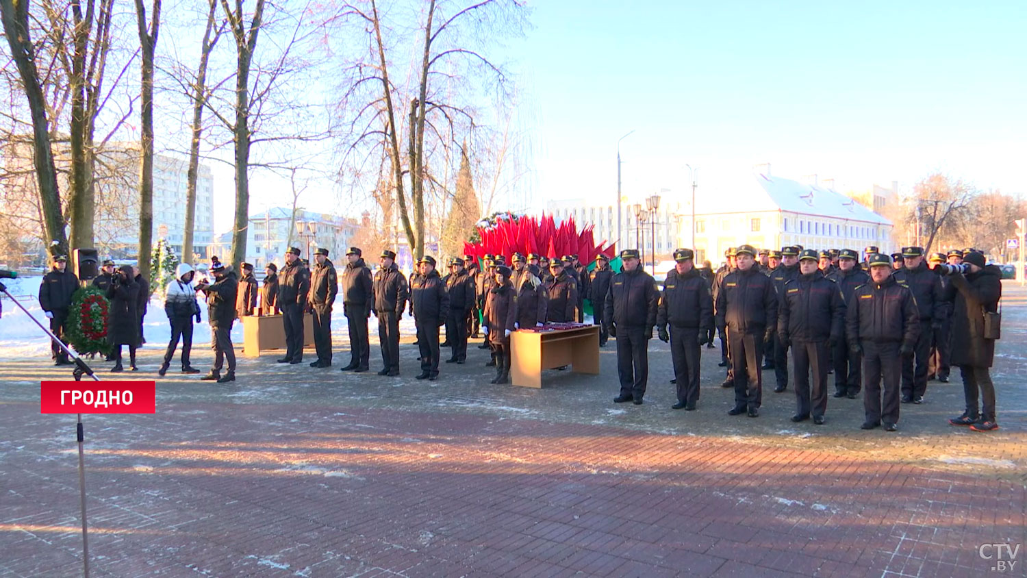 Лучшим милиционерам Гродненской области вручили медали-1