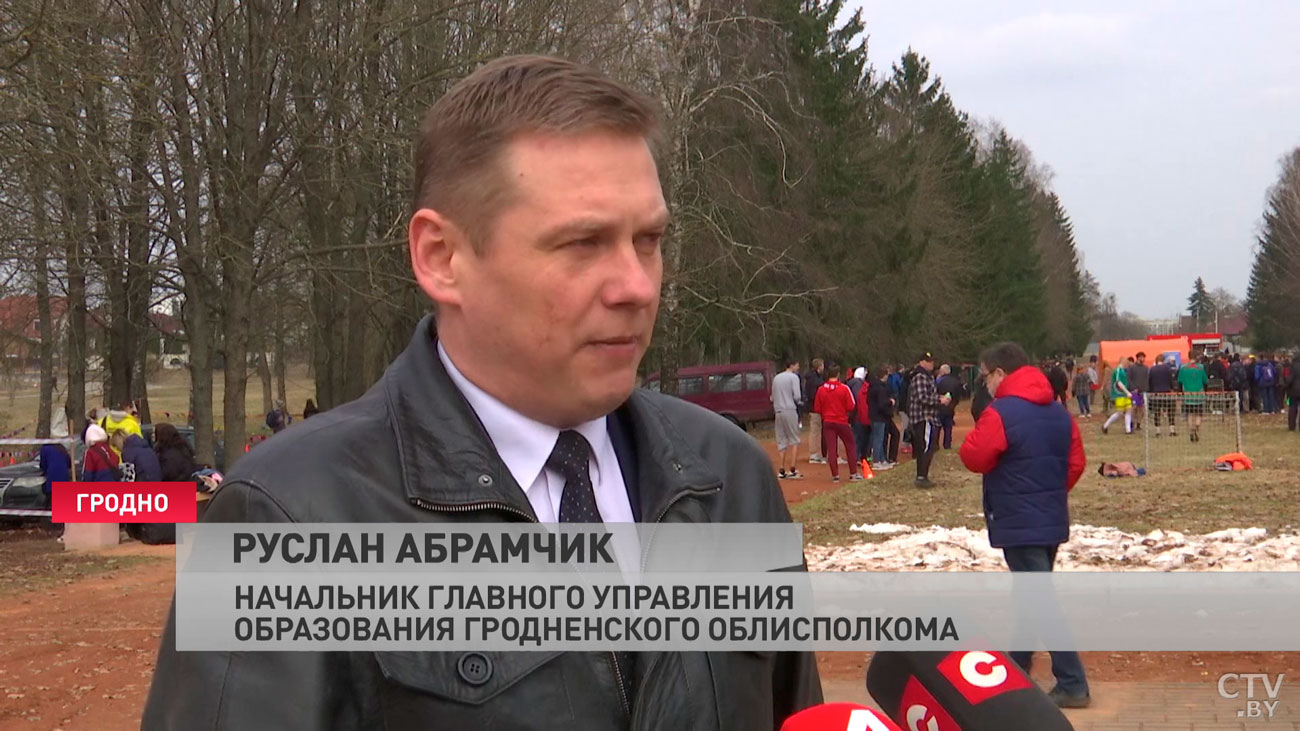 Баскетбол, велоспорт, картинг и многое другое. На празднике в Гродно детям показали, какие могут быть хобби-13