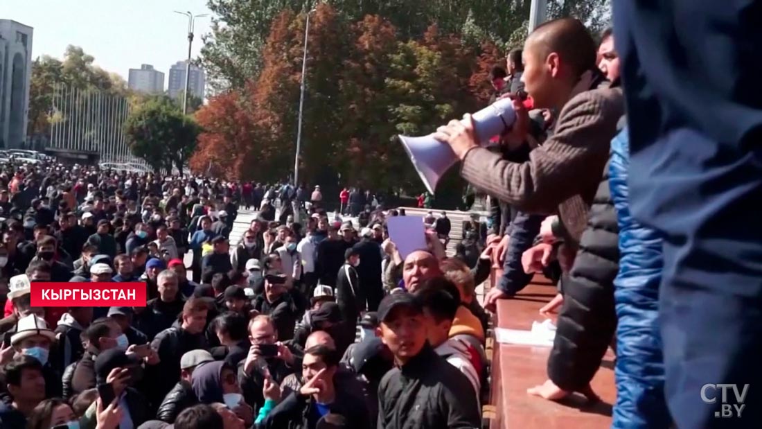 В Кыргызстане около тысячи человек пострадали за первые два дня протестов-4