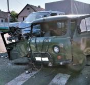 В Любани столкнулись грузовик и УАЗ 