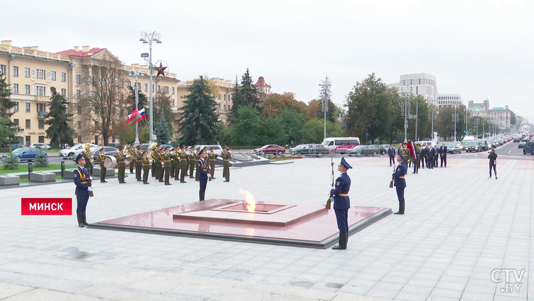 В Минске находятся делегации Омской и Псковской областей. Что посетят российские гости-1