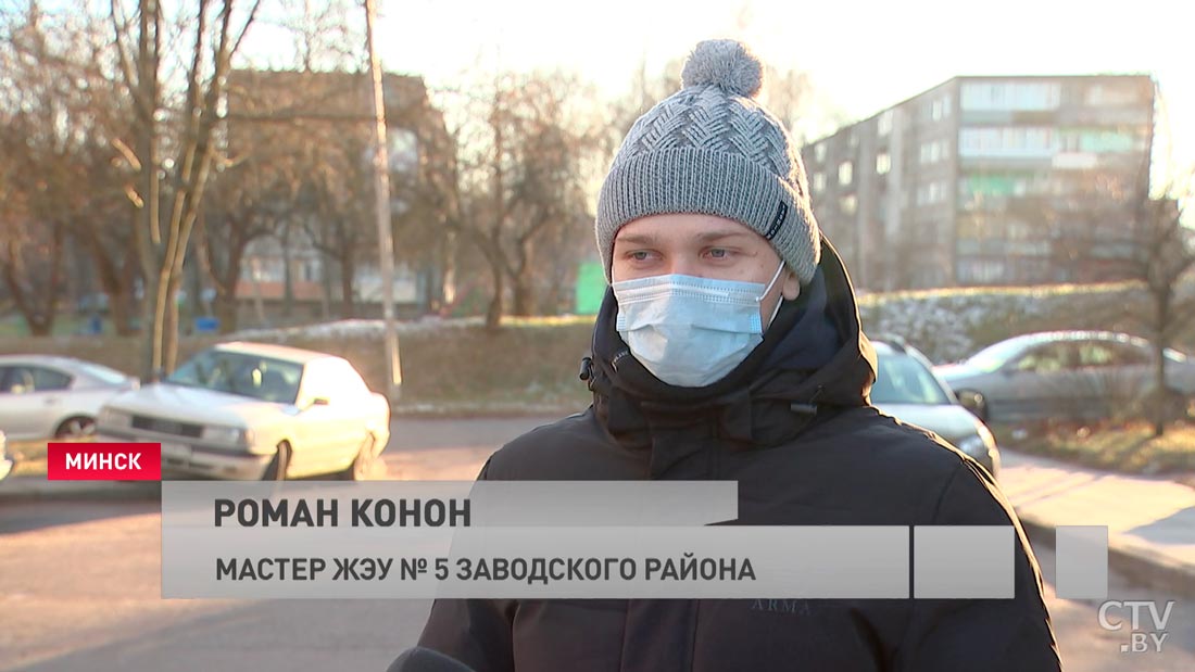 «Раз в неделю проводится полная дезинфекция». Мастер ЖЭУ о том, как в Минске обрабатывают подъезды-4