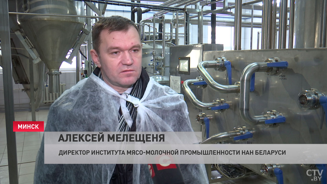 Владимир Гусаков об экспериментальном производстве сухих молочных продуктов: таких разработок в Беларуси не было-7