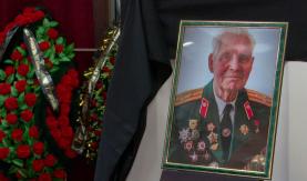 «Подвиг Ивана Ильича сегодня живёт в молодёжи». В Минске простились с последним в Беларуси Героем Советского Союза