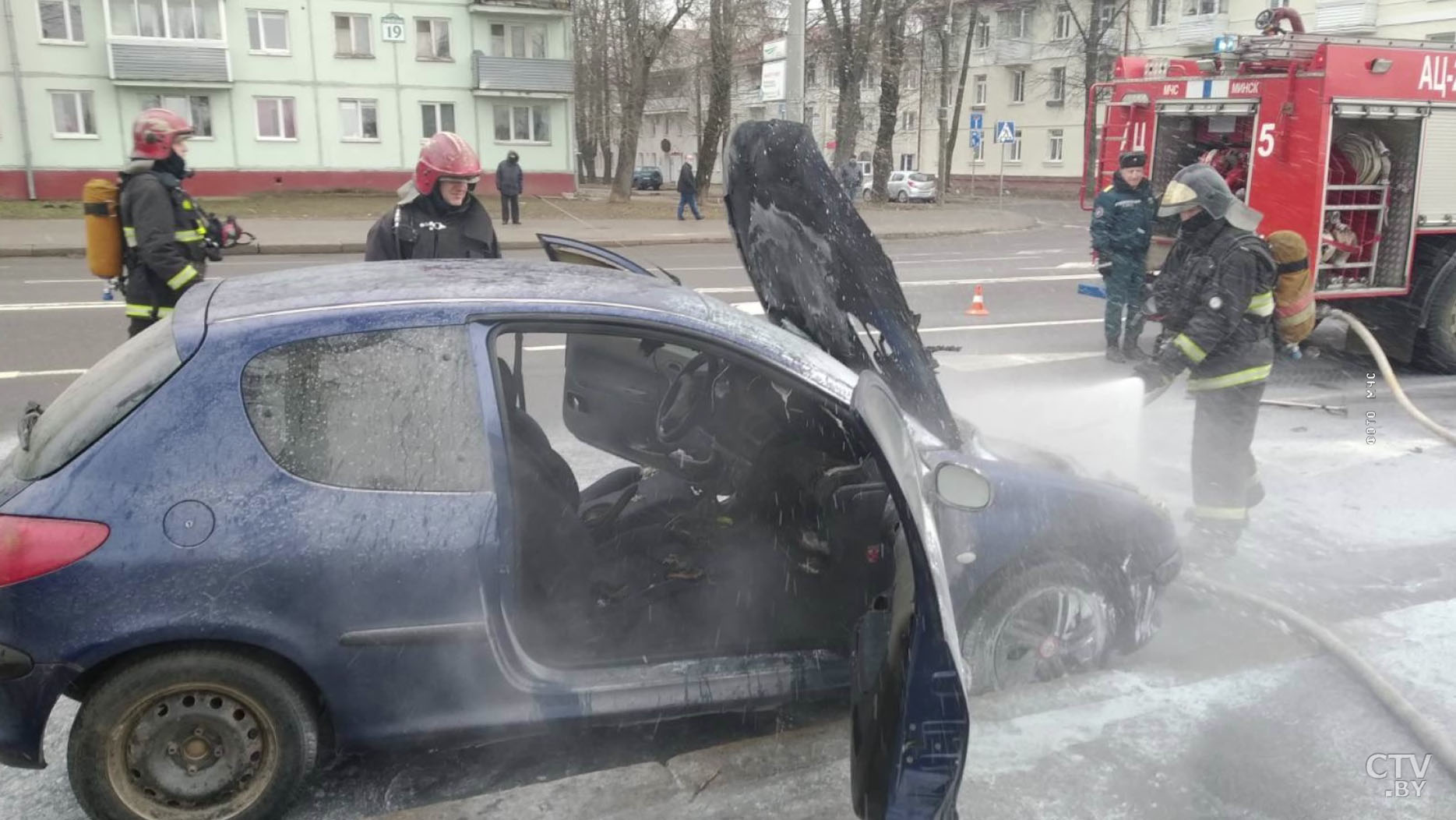 В Минске за день сгорели две машины. ЧП были на Брилевской и Наполеона Орды-1