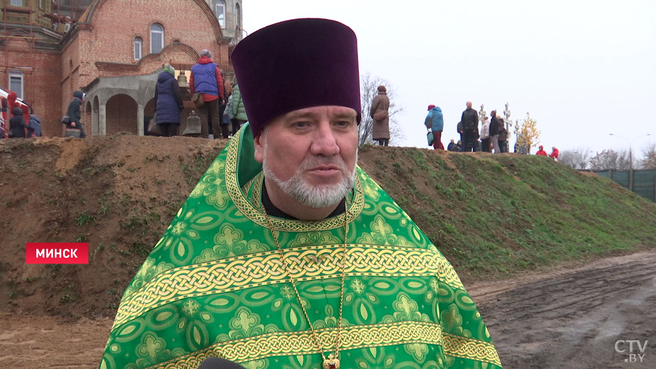 В Минске возвели самый большой купол в Беларуси-4