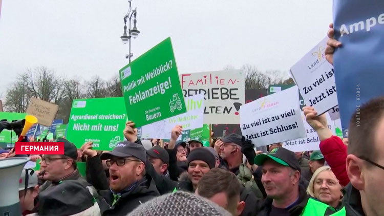 Протестующие вывалили на улицы Германии тонны навоза-4