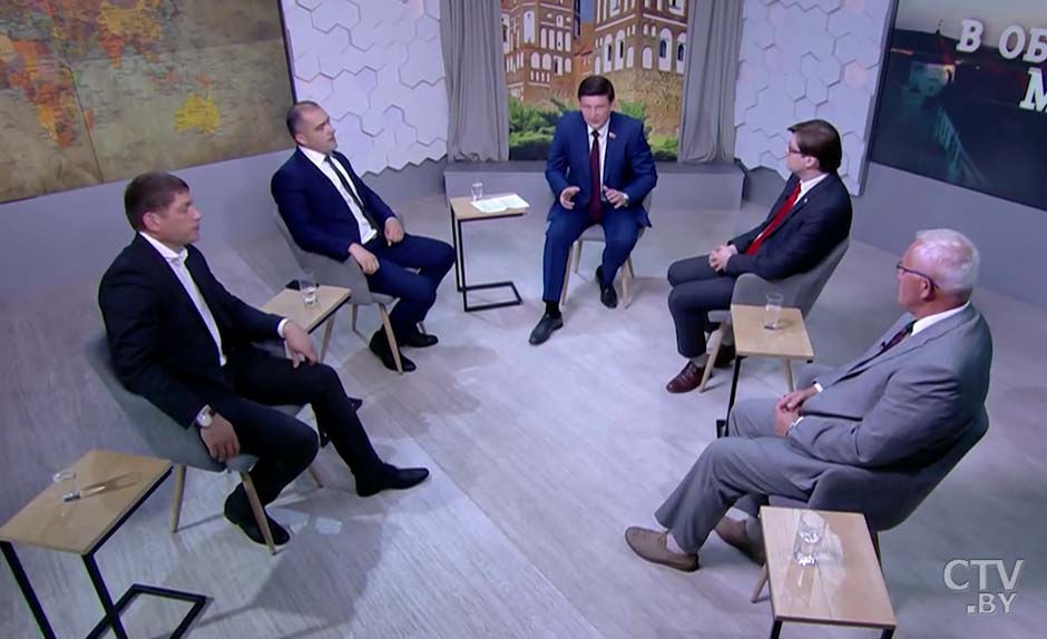 «Некоторые претенденты в кандидаты создали целую группу троллей, ботов, инфраструктуры в социальных сетях, которые занимаются травлей в онлайн-режиме» «Некоторые претенденты в кандидаты создали целую группу троллей, ботов, инфраструктуры в социальных сетях, которые занимаются травлей в онлайн-режиме»