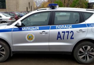 Стрелял из окна своей квартиры из пневматики. В Полоцке пьяный мужчина обстрелял автомобиль отдела охраны