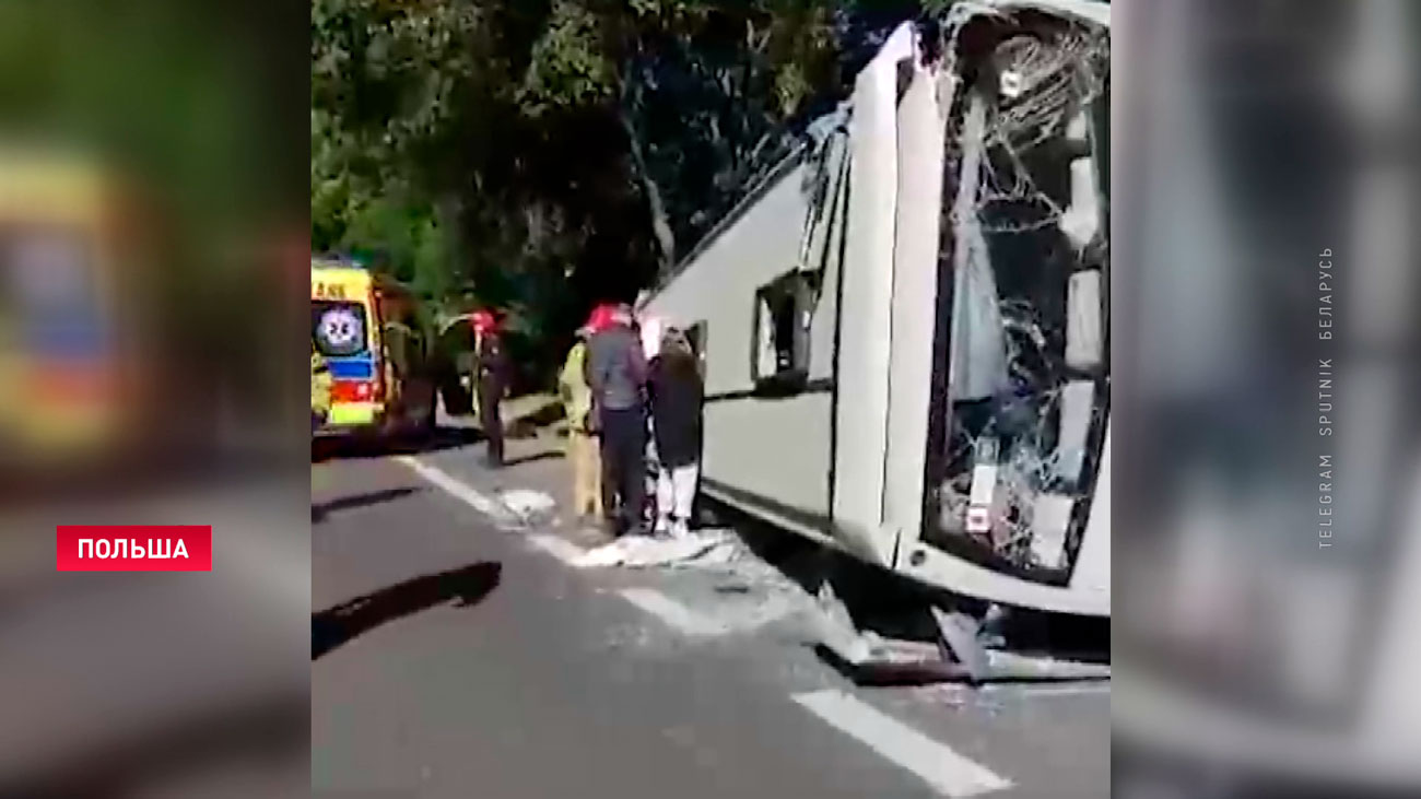 В Польше перевернулся автобус с белорусами-1