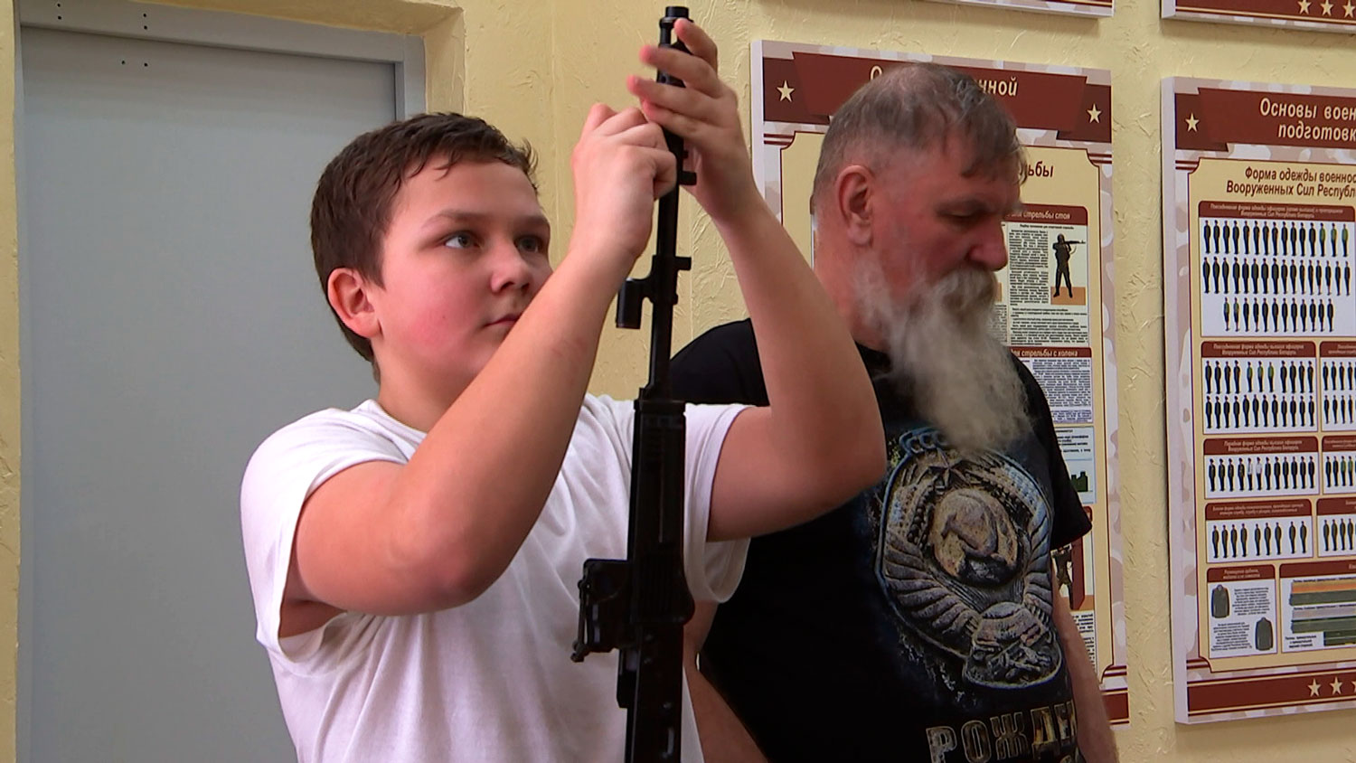 В Солигорске открылся военно-патриотический клуб «Родник»