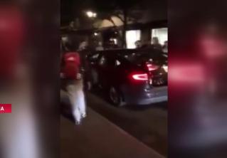 В Портленде автомобиль протаранил толпу демонстрантов и скрылся