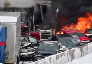 В Миннесоте столкнулись 29 автомобилей, несколько машин загорелись