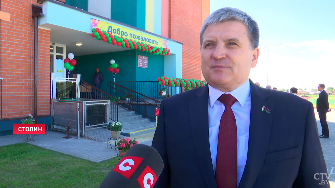 Луцкий: школ может не быть, дети могут не пойти на учёбу, для нас это дикость, но это реальность-10 Луцкий: школ может не быть, дети могут не пойти на учёбу, для нас это дикость, но это реальность-10