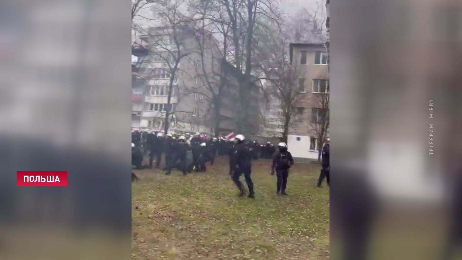 В Варшаве к протестующим фермерам присоединились шахтёры, охотники и пчеловоды-4 В Варшаве к протестующим фермерам присоединились шахтёры, охотники и пчеловоды-4