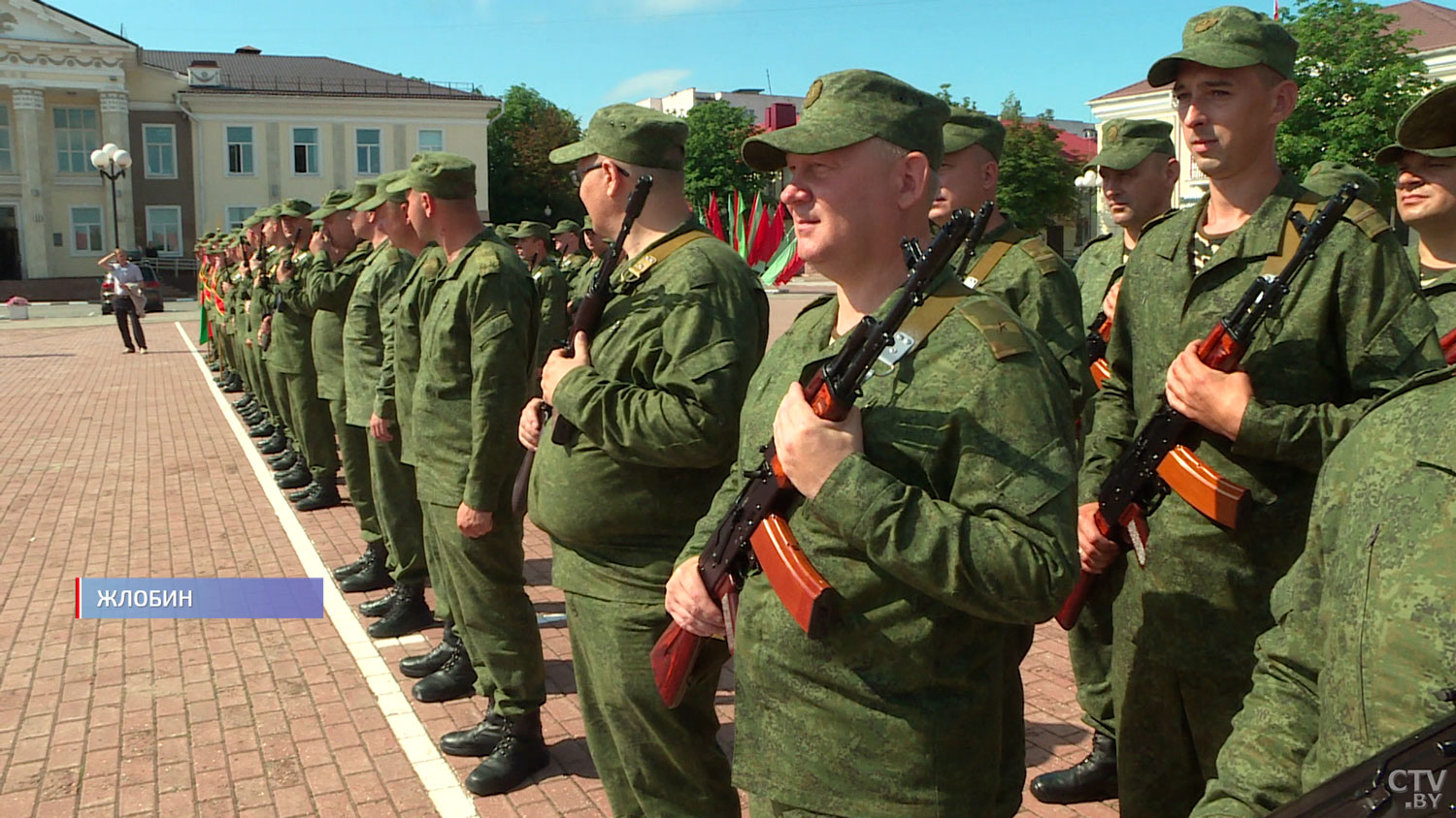 Белорусов готовят для боевых действий в Украине, а призыв из запаса – всеобщая мобилизация? Как всё на самом деле-1