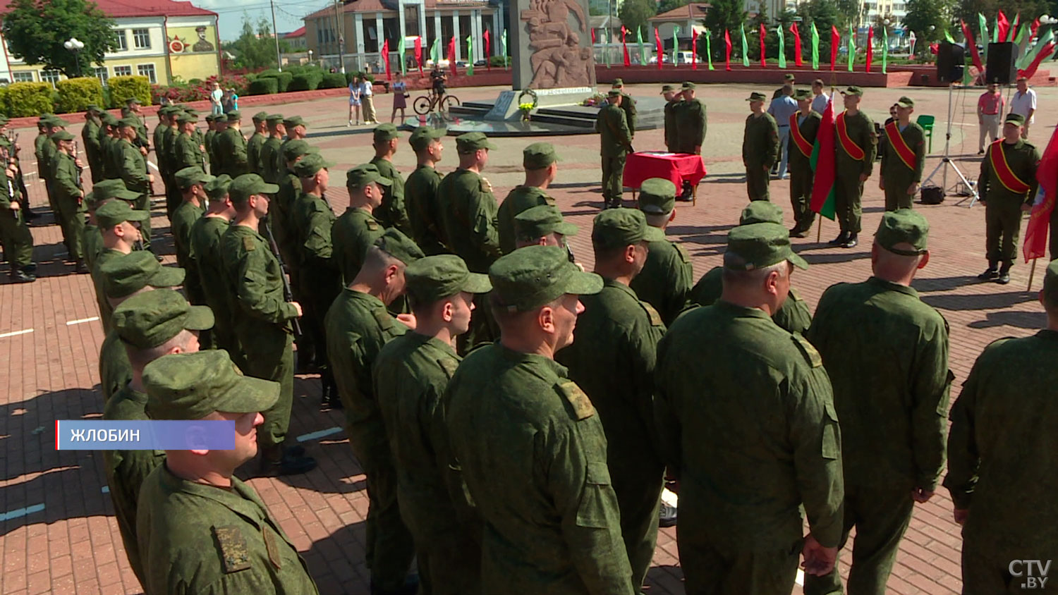 Белорусов готовят для боевых действий в Украине, а призыв из запаса – всеобщая мобилизация? Как всё на самом деле-13