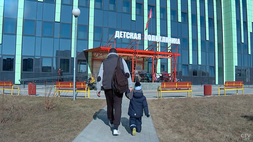 Она больше напоминает многофункциональный медицинский центр. В Жодино открыли новую детскую поликлинику-25 Она больше напоминает многофункциональный медицинский центр. В Жодино открыли новую детскую поликлинику-25