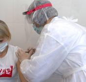 В медучреждения Беларуси поступило 100 тысяч доз вакцины «Спутник V». Кто сможет привиться от коронавируса?