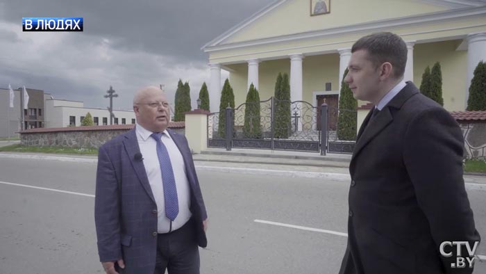 «Имел большие неприятности со стороны партийных органов». Как Василий Ревяко побелил забор церкви, будучи в парткоме-1