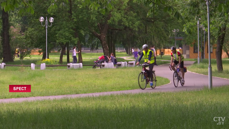 В Бресте создали карту для велосипедистов, которая показывает бордюры, парковки и переезды-9