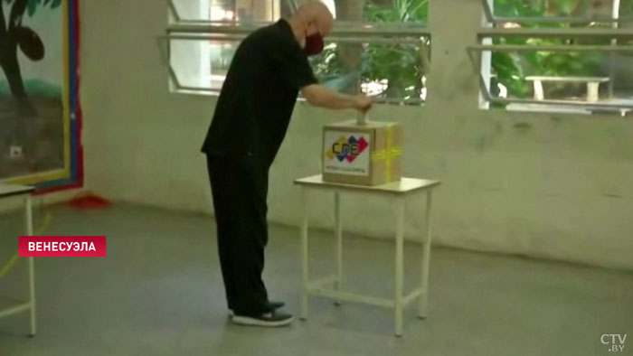 В Венесуэле проходит голосование на парламентских выборах-6