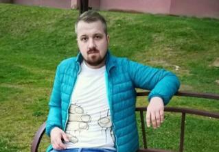 Житель Витебска выманил у девушки золотые украшения якобы на лечение ребёнка