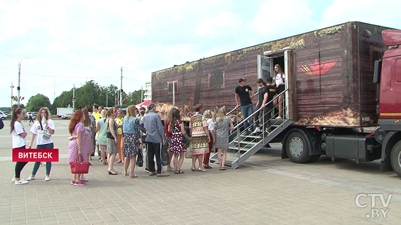 Передвижной музей ВОВ, тематический open-air. Витебск встретил молодёжный марафон «75»-12